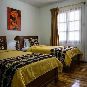 32 Juana De Arco , Quito Ecuador